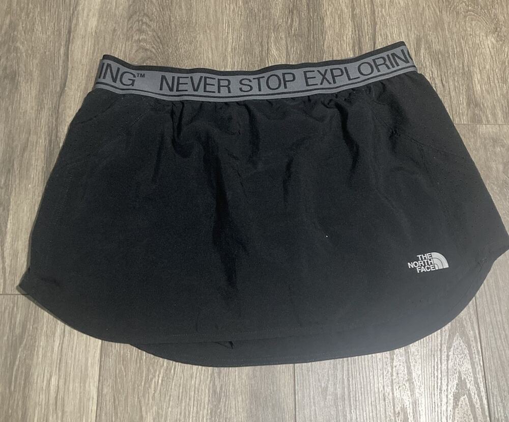 Women’s Northface Sport Skort Black Size Medium Reflective Logo